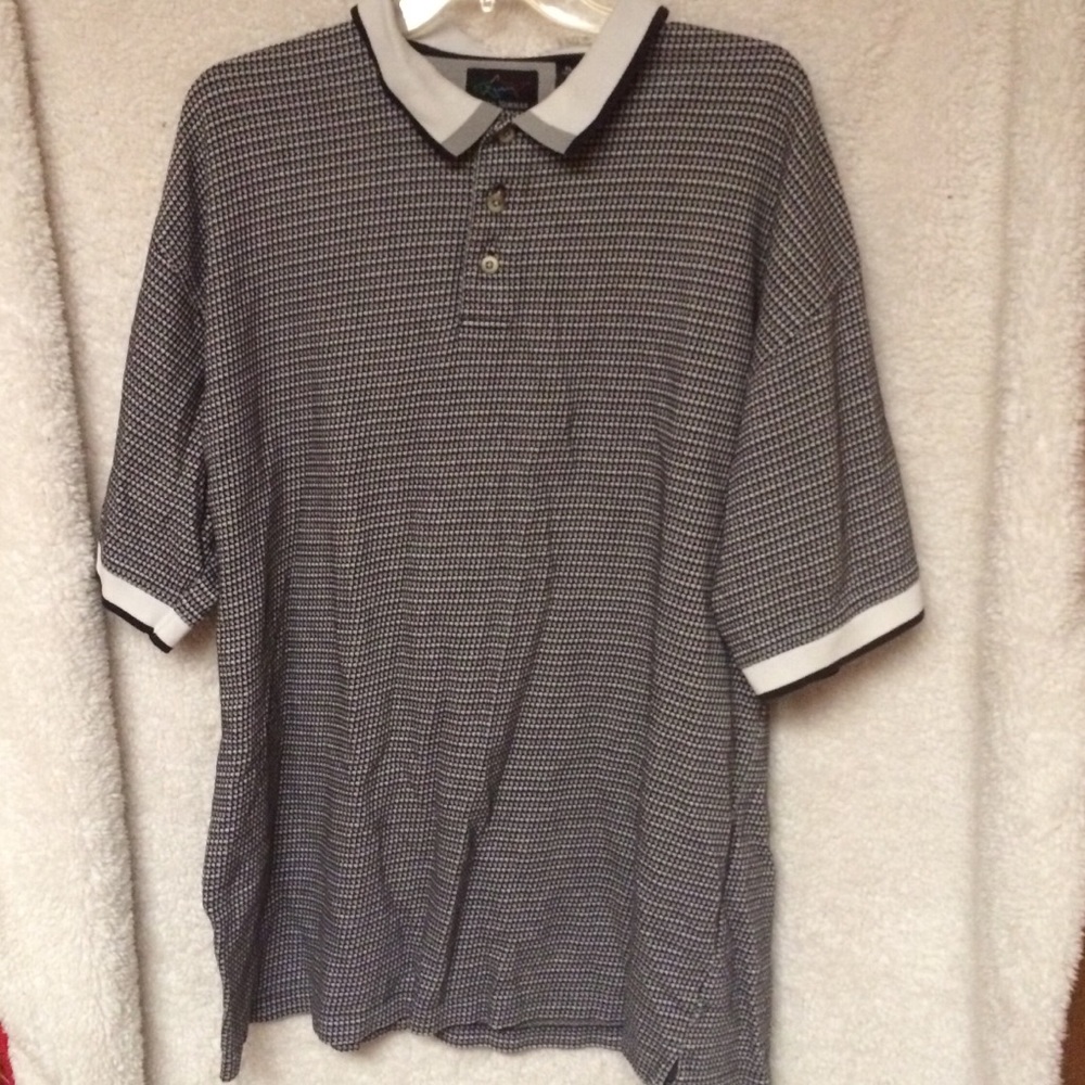 Greg Norman like new XL polo. Great quality.